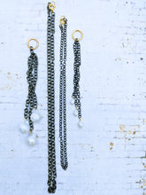 Load image into Gallery viewer, Gunmetal adjustable chain necklace with detachable gunmetal Pearl pendant