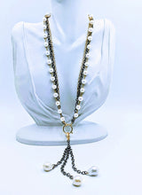 Load image into Gallery viewer, Gunmetal triple chain with Pearl - 20"