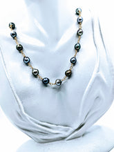 Load image into Gallery viewer, Hand-wired Tahitian pearl necklace