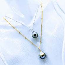 Load image into Gallery viewer, Single Tahitian Pearl necklace with removable pendant