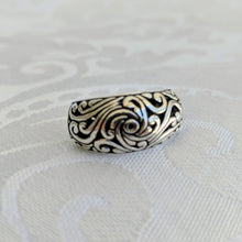 Load image into Gallery viewer, Sterling silver filagree ring

