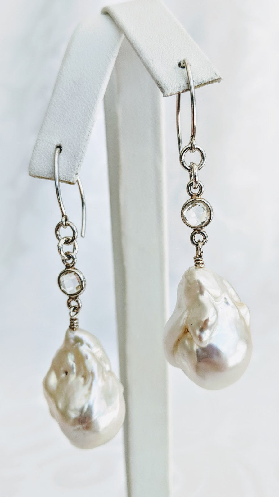 Baroque freshwater pearl with cubic zirconia earrings