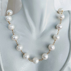 Hand link potato pearl chain necklace