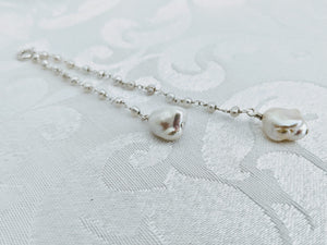 Pearl chain necklace with detachable tassel