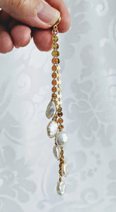 Gold necklace with detachable Keshi pearl tassel