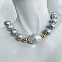 Load image into Gallery viewer, &quot;Lauren&quot; silver pearl and Baroque pearl necklace
