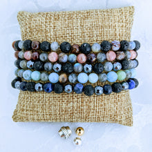 Load image into Gallery viewer, Noma 8 - The Lieux bracelet
