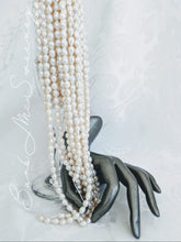 Load image into Gallery viewer, Elegant Baby Baroque pearl necklace with gold accents
