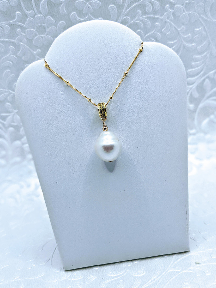 14k gold fill Satellite chain with Baroque pearl pendant
