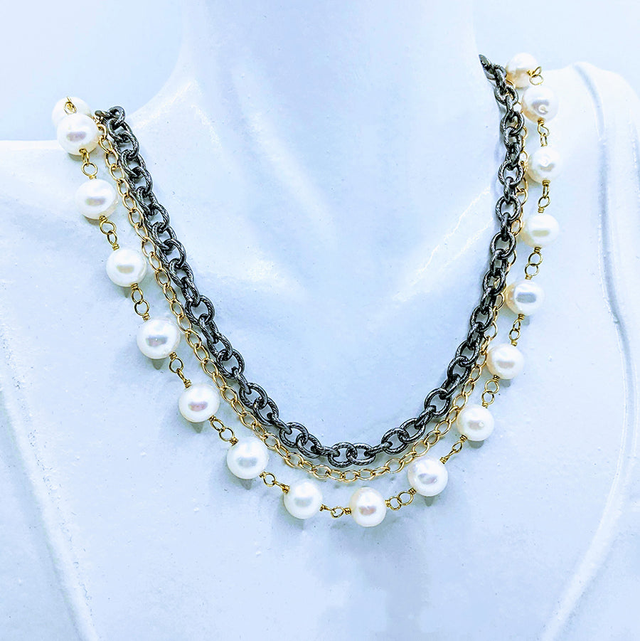 Gunmetal triple chain with Pearl - 20