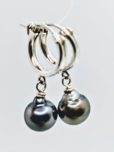Mini hoop Tahitian pearl earrings