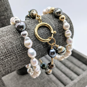 Hand-wired Tahitian pearl bracelet