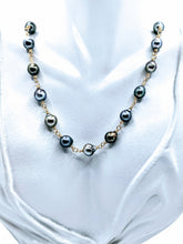 Load image into Gallery viewer, Hand-wired Tahitian pearl necklace
