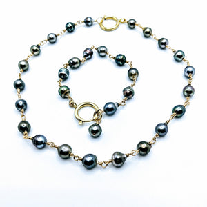 Hand-wired Tahitian pearl necklace