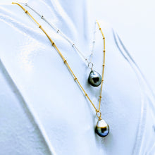 Load image into Gallery viewer, Single Tahitian Pearl necklace with removable pendant
