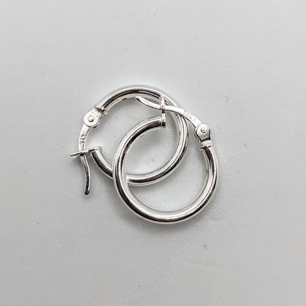 Ear hugger hoop earrings