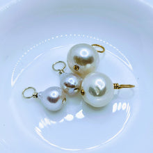 Load image into Gallery viewer, Bits &amp; pieces - baby Baroque pearl charms
