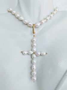 Baby Baroque freshwater pearl cross