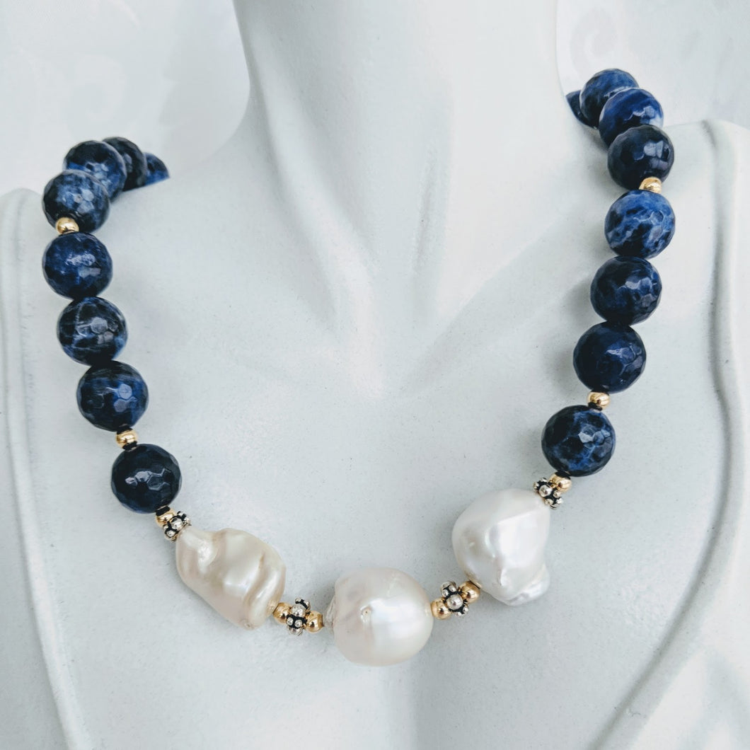 Sodalite and large pearls