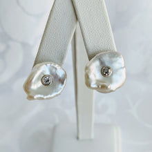 Load image into Gallery viewer, Keshi pearl w/Sterling silver and cubic zirconia
