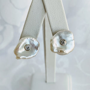 Keshi pearl w/Sterling silver and cubic zirconia