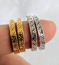 Load image into Gallery viewer, Sterling silver filagree hoop earrings
